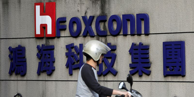 apple foxconn factory vietnam