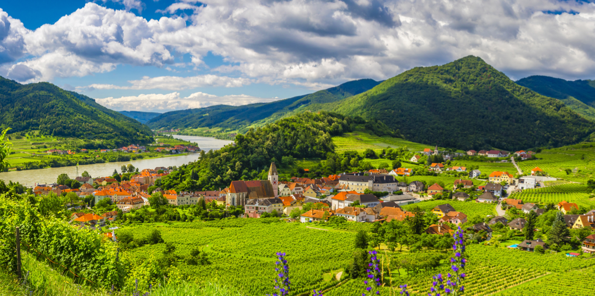 apple biking danube