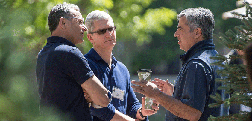 apple tim cook overpaid