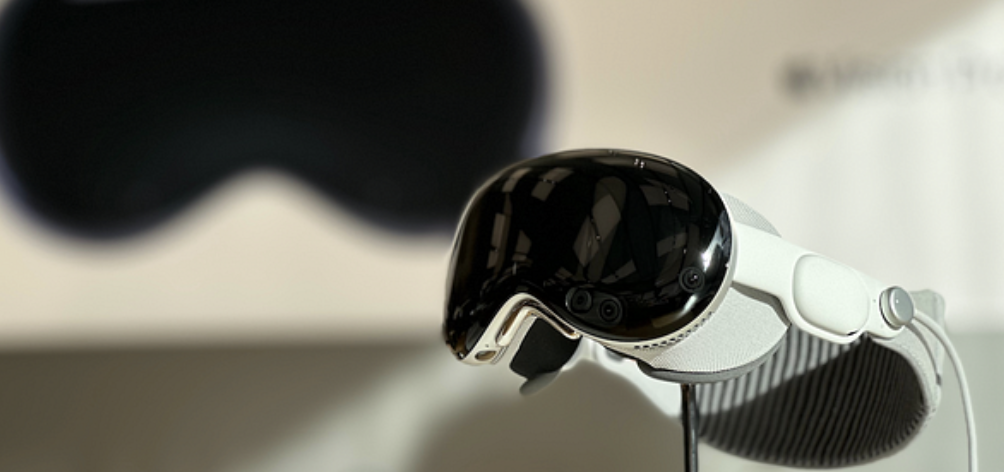 apple vision idc surge
