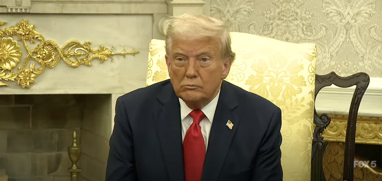 apple trump tariff apple