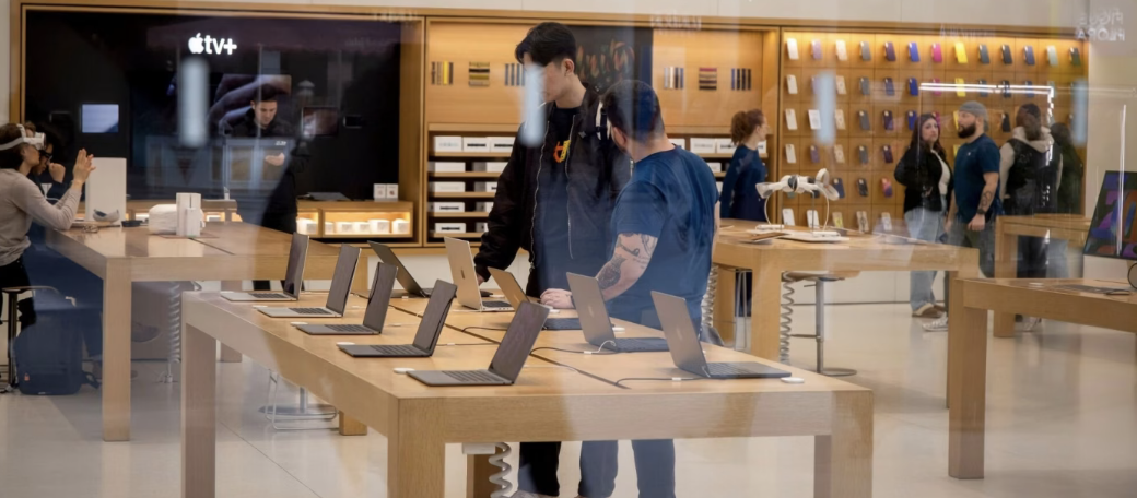 apple iphone prices tariffs