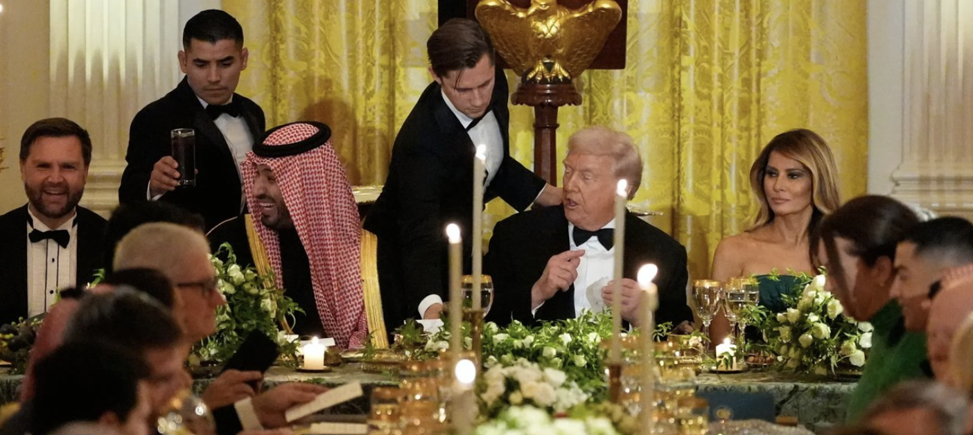 apple cook trump MBS