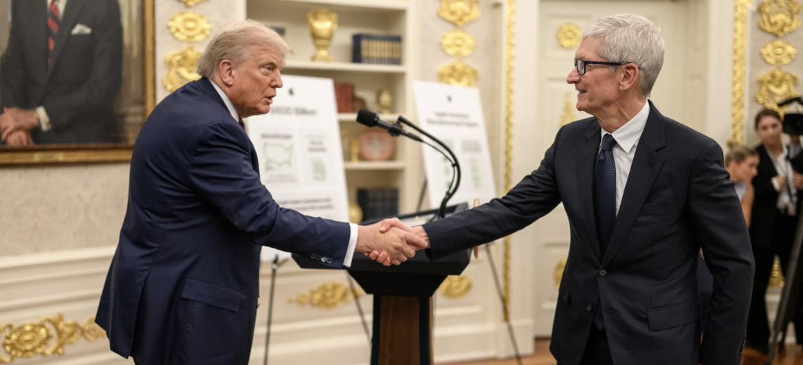 apple cook trump defense