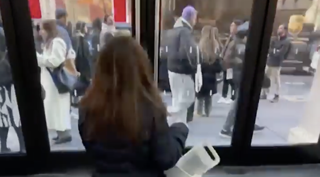 iphone pouch apple soldout