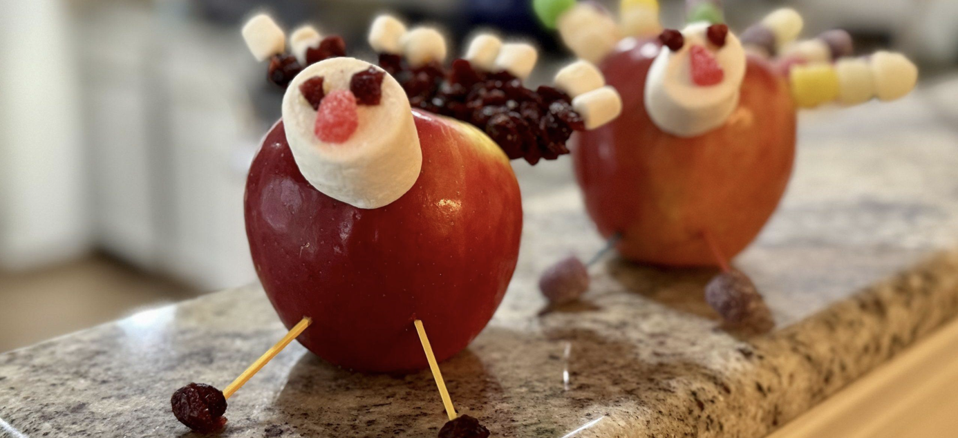 apple thanksgiving 2025