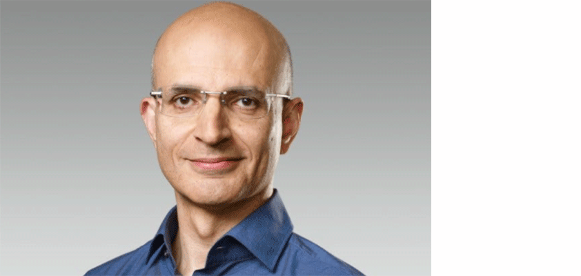 apple coo Sabih Khan