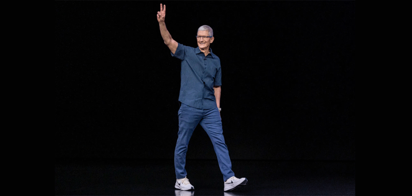 apple tim cook nike