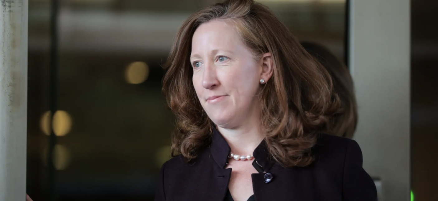 apple Jennifer Newstead meta