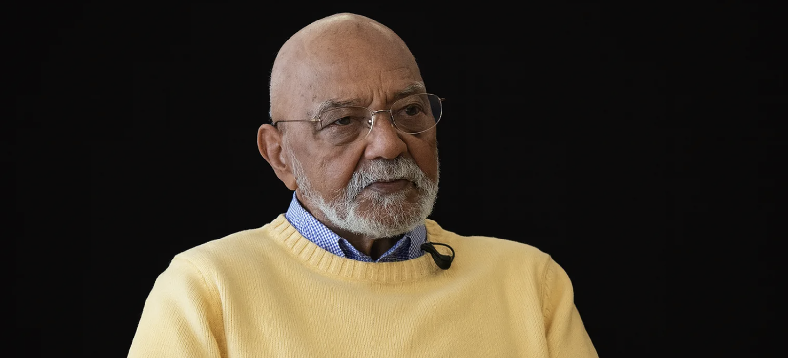 apple charity timothy smith