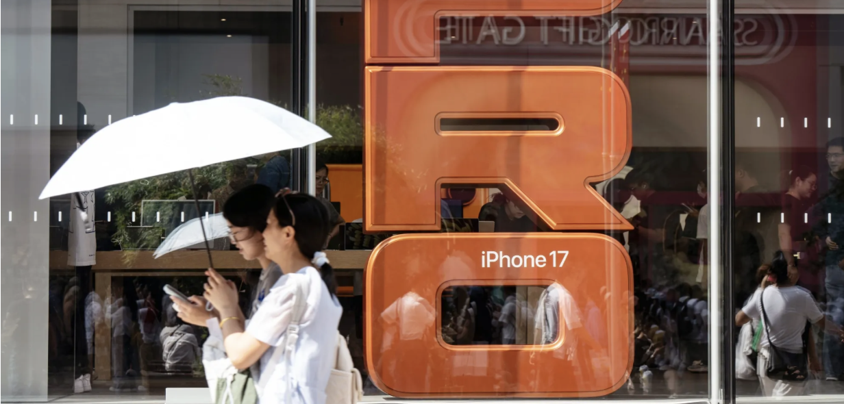 apple vlad Savov praise