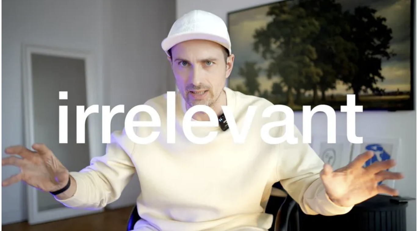 Apple ai late bubble