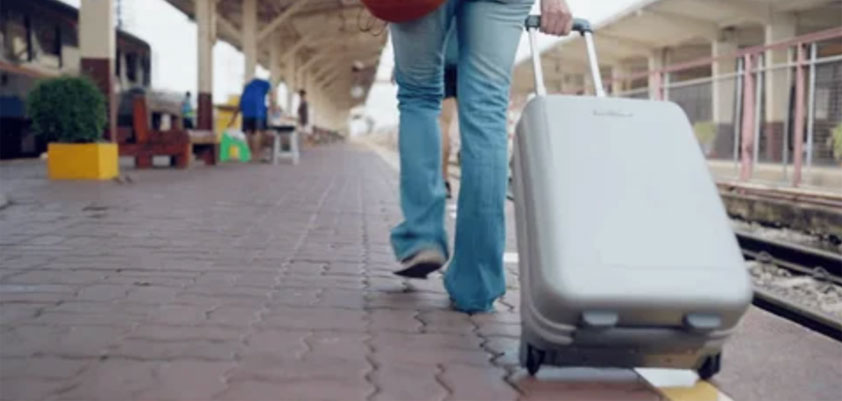 apple capex baggage bloomberg